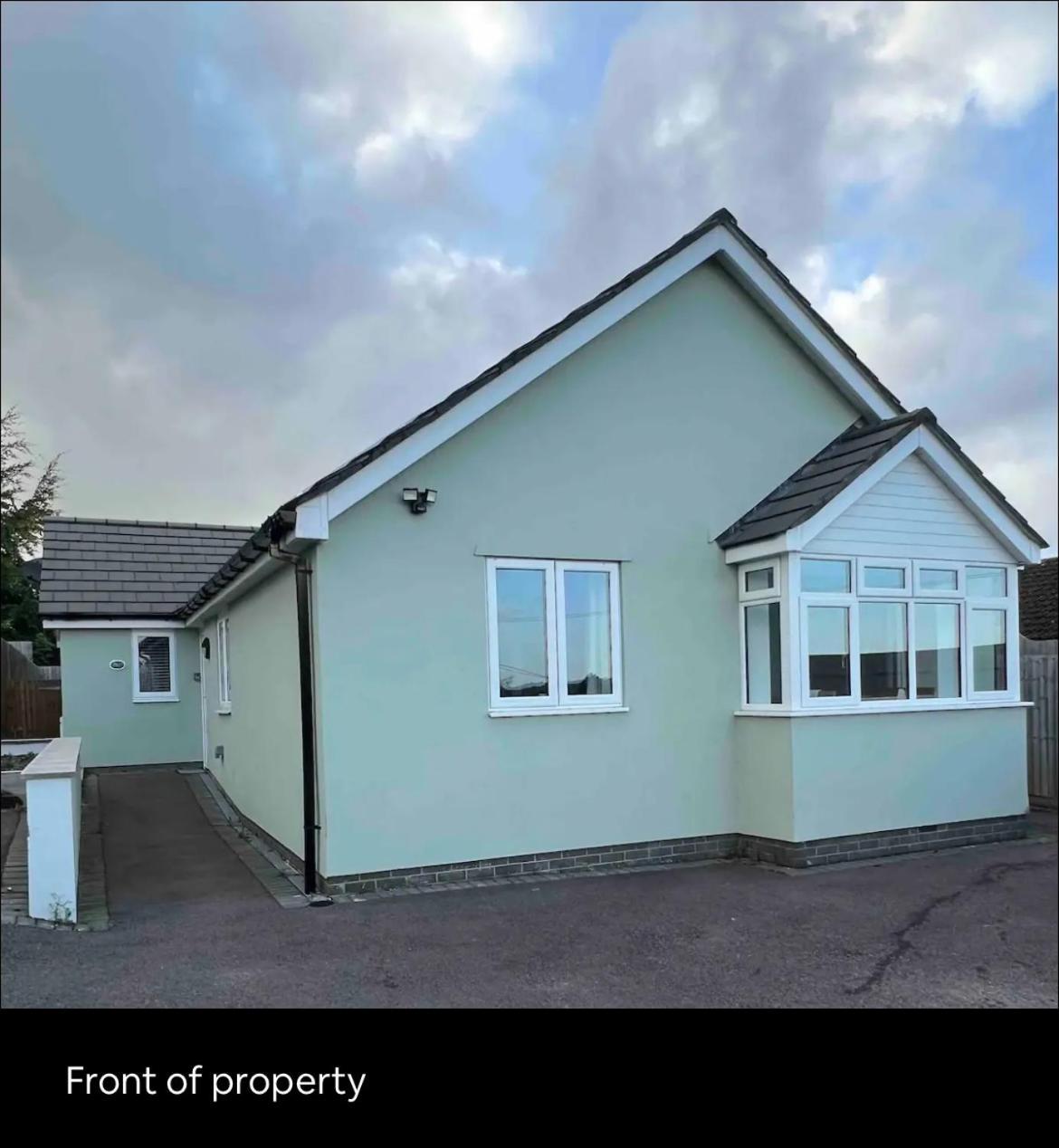 Green 3 Bed Bungalow With En-Suite And Parking Felton  المظهر الخارجي الصورة